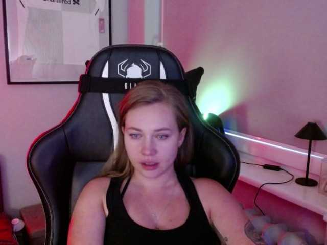 hollyBB