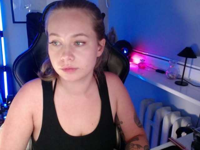 hollyBB