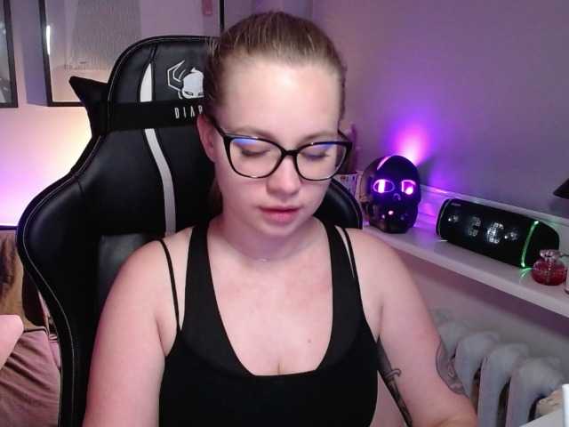 hollyBB