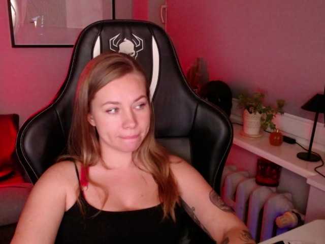 hollyBB