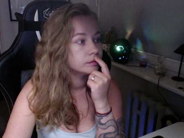 hollyBB