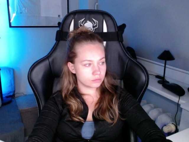 hollyBB
