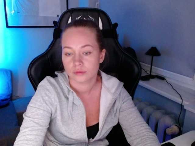 hollyBB