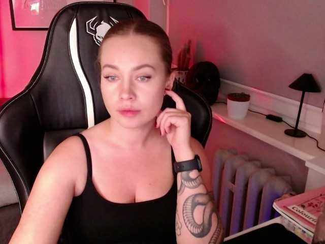 hollyBB