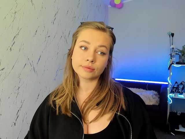 hollyBB