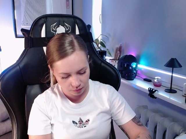 hollyBB live cam on BongaCams