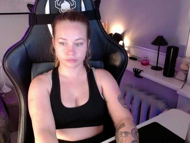 hollyBB