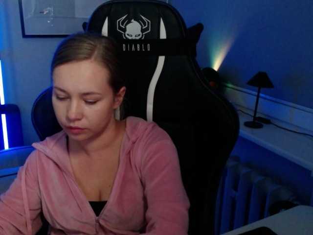 hollyBB