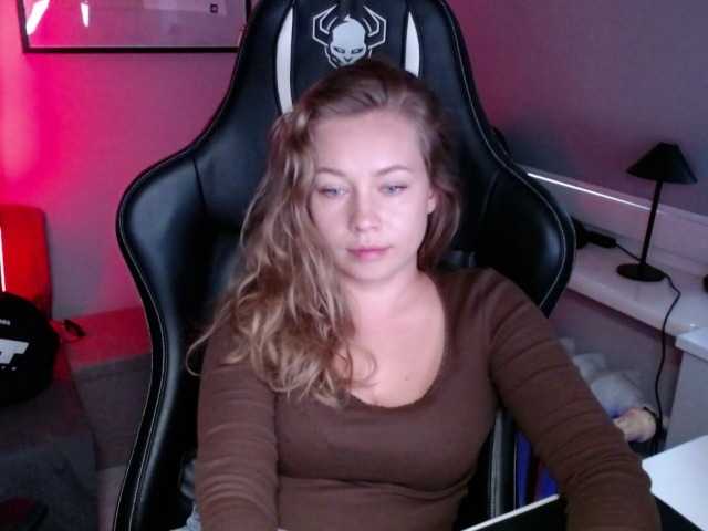 hollyBB
