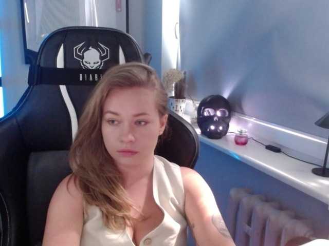 hollyBB