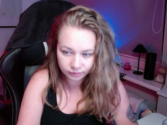 hollyBB