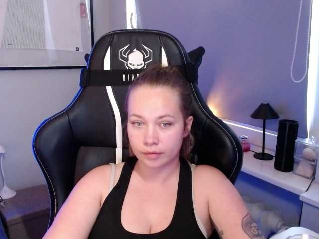 hollyBB