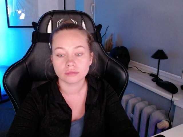 hollyBB