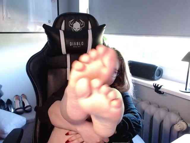 Model: hollyBB