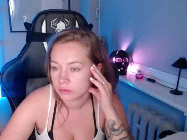 hollyBB
