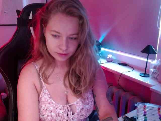 hollyBB