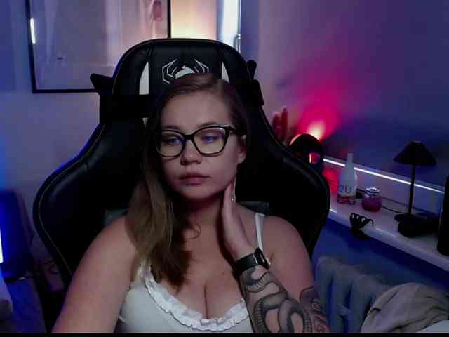 hollyBB