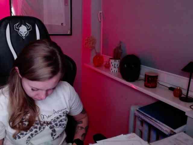 hollyBB