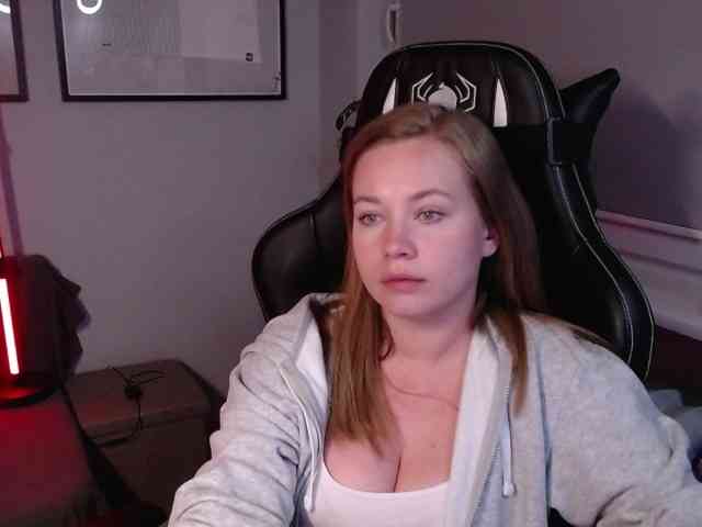 hollyBB
