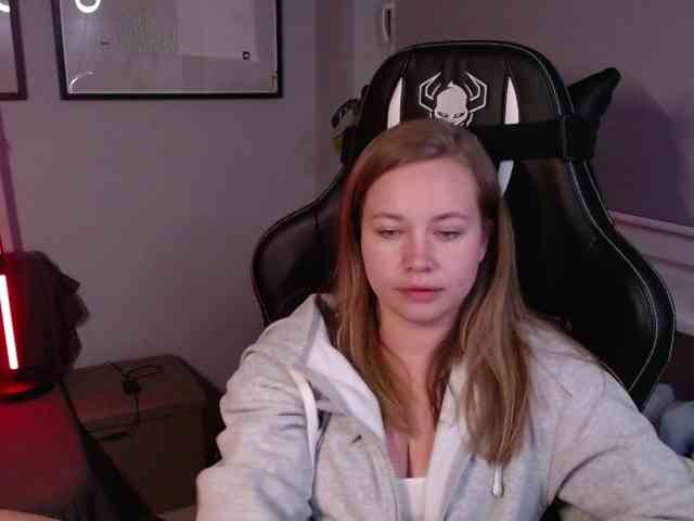 hollyBB