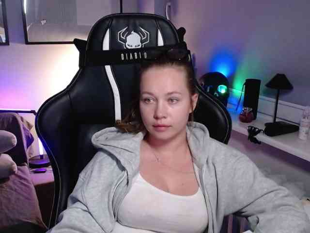 hollyBB