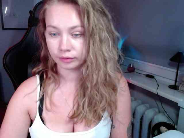 hollyBB