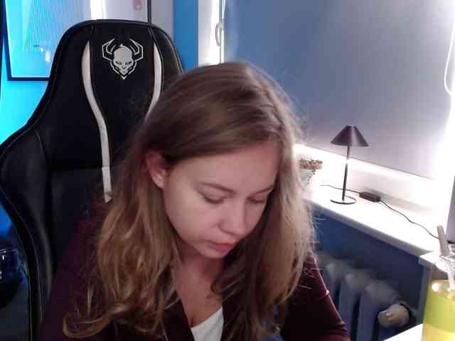 hollyBB webcam
