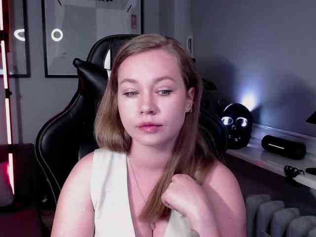 hollyBB
