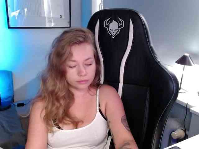 hollyBB