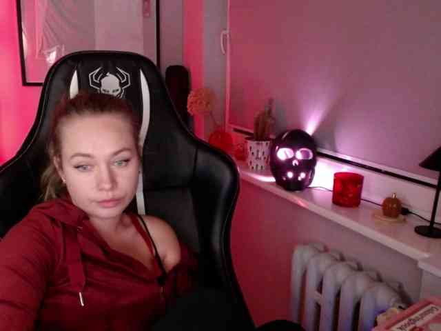 HollyBB - Girl 