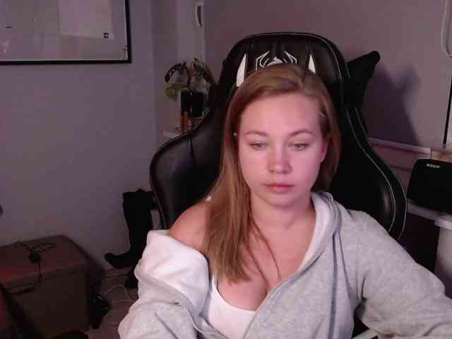 hollyBB