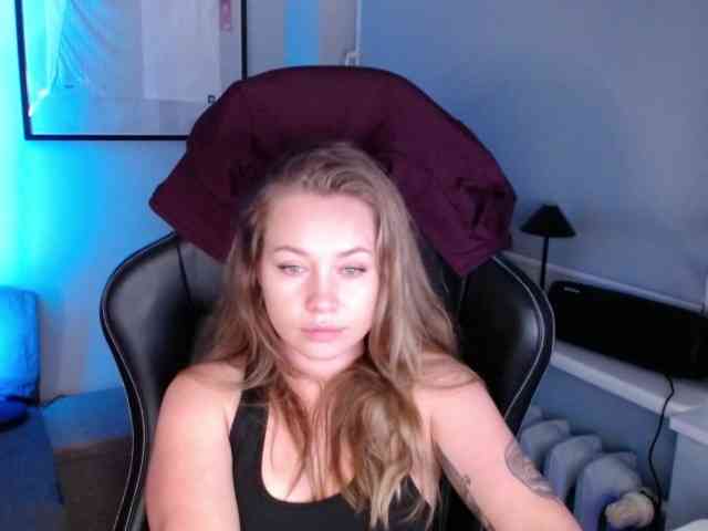 hollyBB
