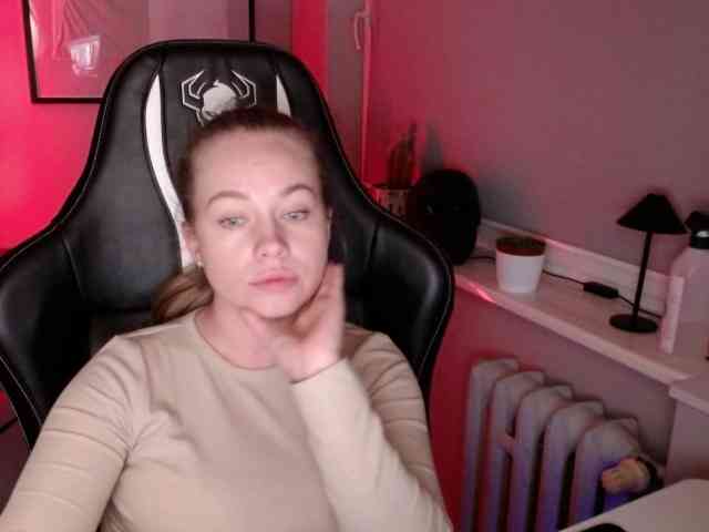 hollyBB