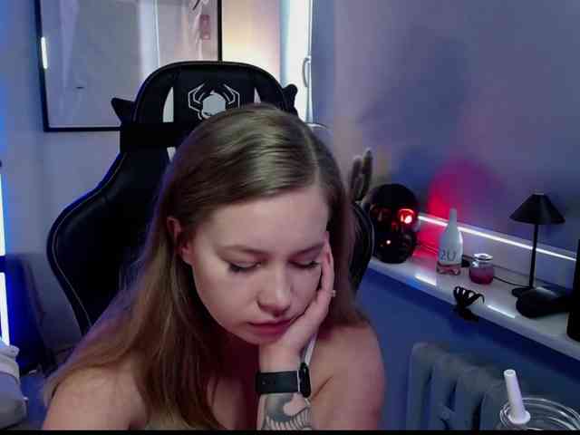 hollyBB