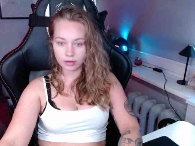 hollyBB