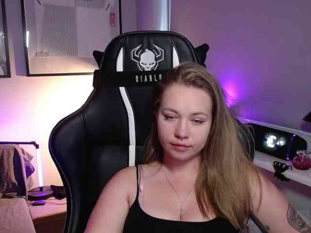 hollyBB