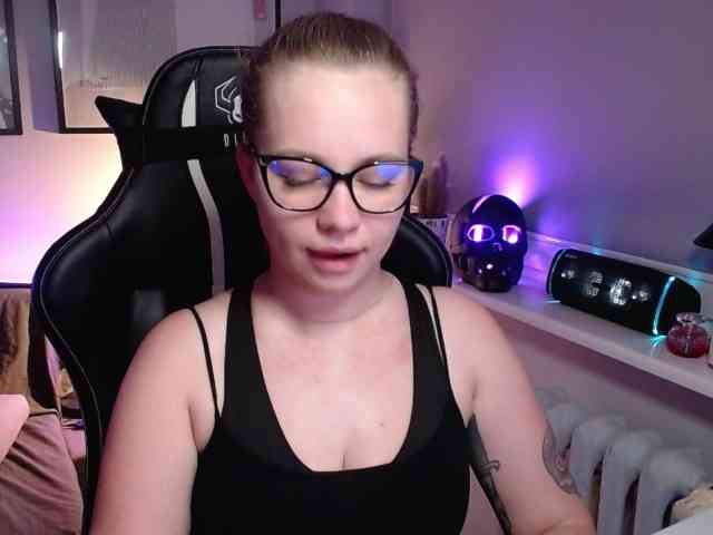 hollyBB