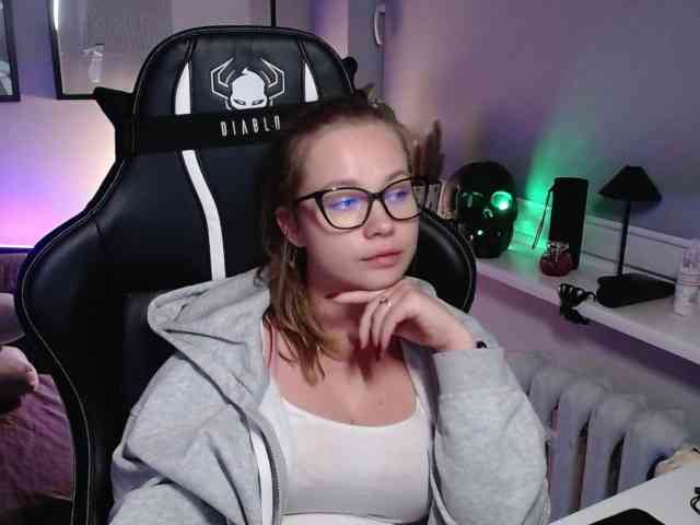 hollyBB