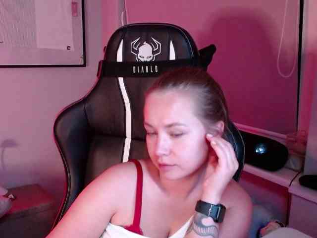 hollyBB