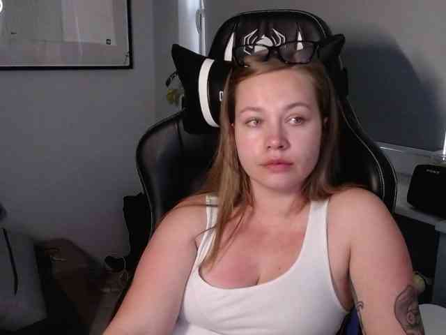 hollyBB