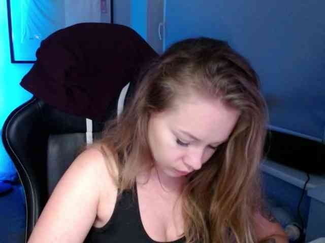 hollyBB