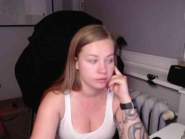 hollyBB