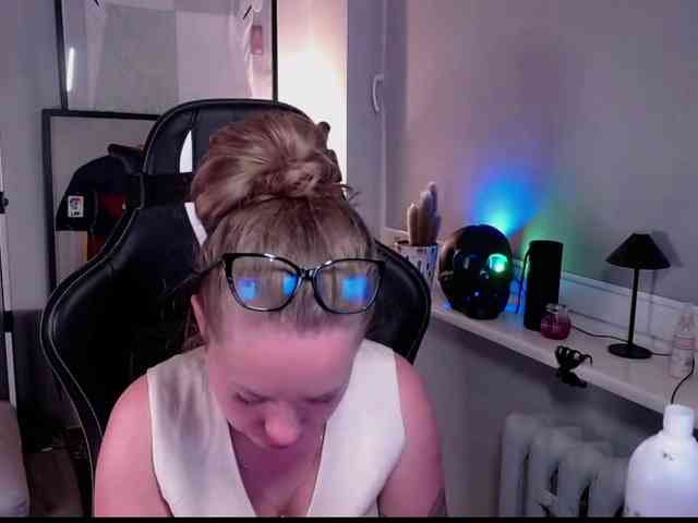 hollyBB