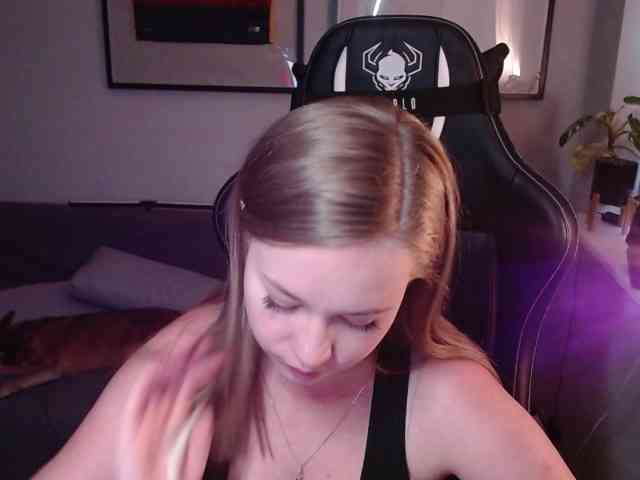 hollyBB