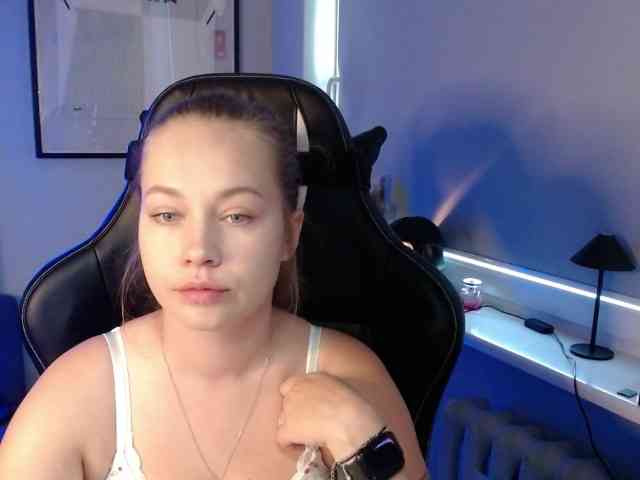 hollyBB