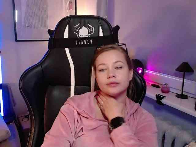 hollyBB