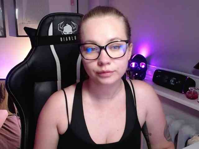 hollyBB