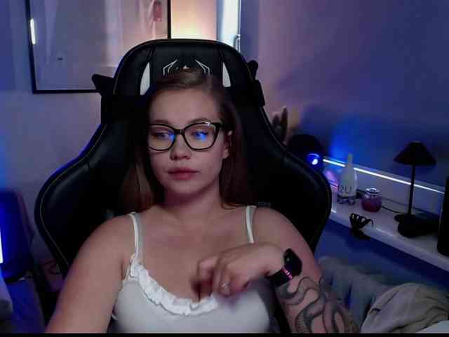 hollyBB
