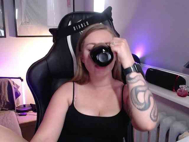 hollyBB