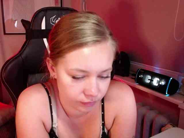 hollyBB